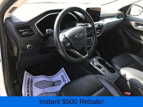 2022 Ford Escape Titanium