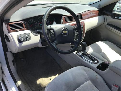 2011 Chevrolet Impala LT