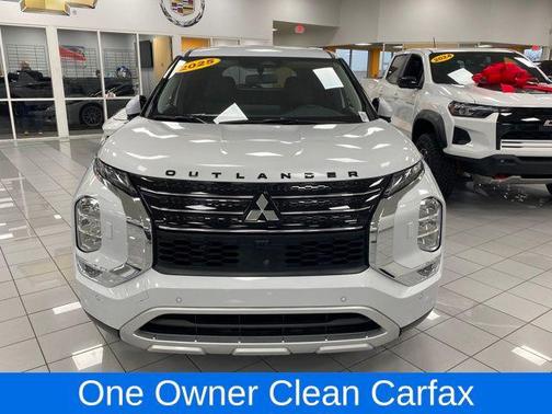 2025 Mitsubishi Outlander PHEV SE S-AWC