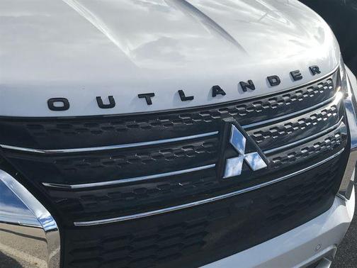 2025 Mitsubishi Outlander PHEV SE S-AWC
