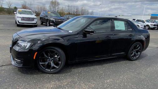 2022 Chrysler 300 Touring