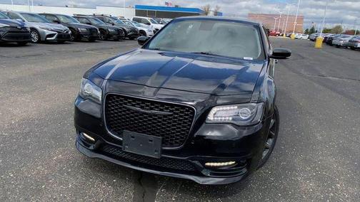 2022 Chrysler 300 Touring