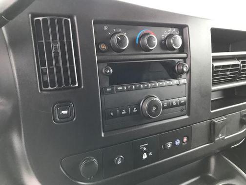 2024 GMC Savana 2500 Work Van