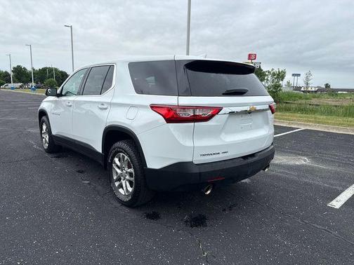 2021 Chevrolet Traverse LS