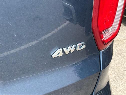 Blue Metallic 2018 Ford Explorer XLT