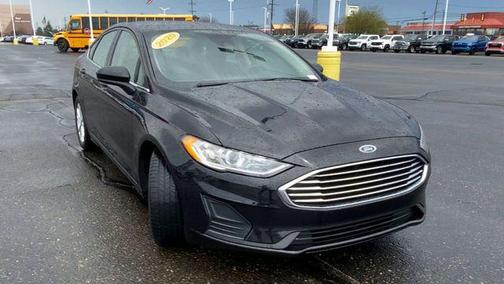 2020 Ford Fusion SE