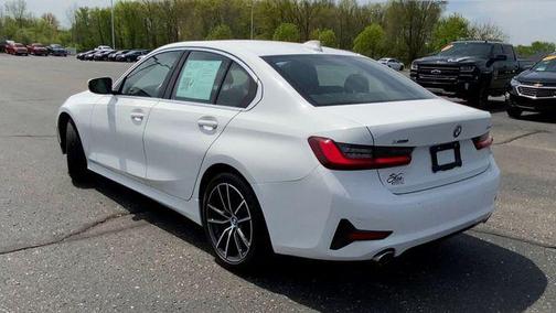 2022 BMW 330 xDrive