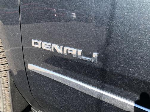 2020 GMC Yukon Denali