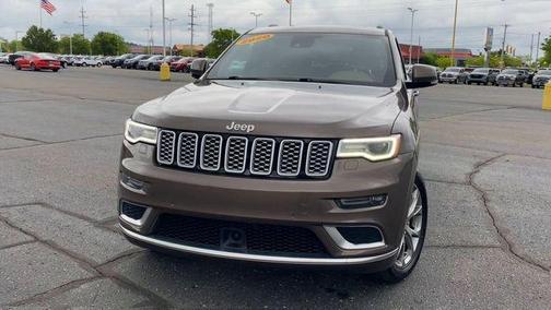 2020 Jeep Grand Cherokee Summit