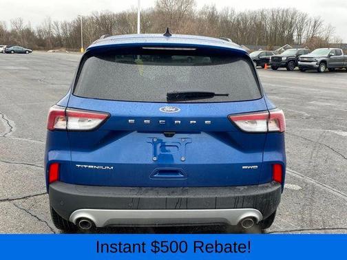 2022 Ford Escape Titanium