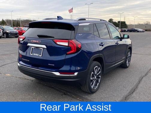 2022 GMC Terrain SLT