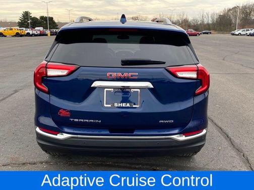 2022 GMC Terrain SLT