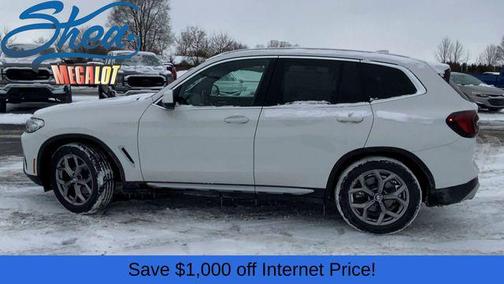 White 2022 BMW X3 xDrive30i