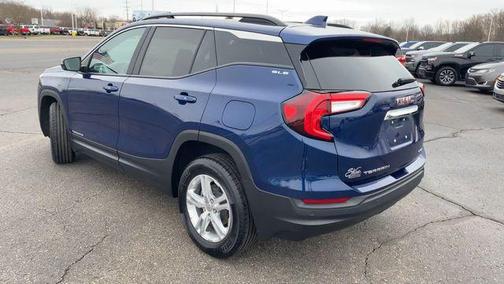 2022 GMC Terrain SLE