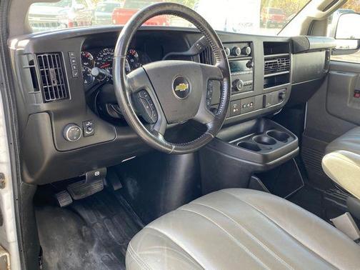 2022 Chevrolet Express 2500 RWD 2500 Extended Wheelbase WT
