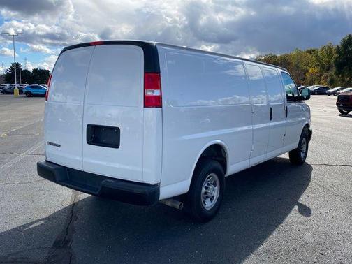 2022 Chevrolet Express 2500 RWD 2500 Extended Wheelbase WT