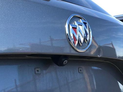 2023 Buick Envision Essence FWD