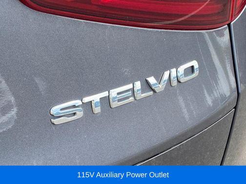 2018 Alfa Romeo Stelvio Base