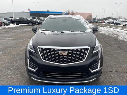 2022 Cadillac XT5 Premium Luxury
