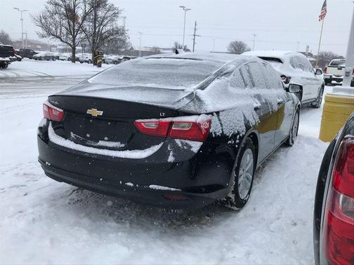 2017 Chevrolet Malibu 1LT