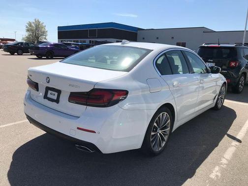 2022 BMW 530 i xDrive