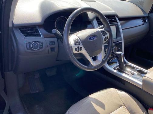 Tuxedo Black Metallic 2013 Ford Edge Limited