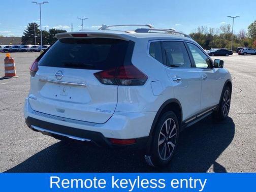 2020 Nissan Rogue SV