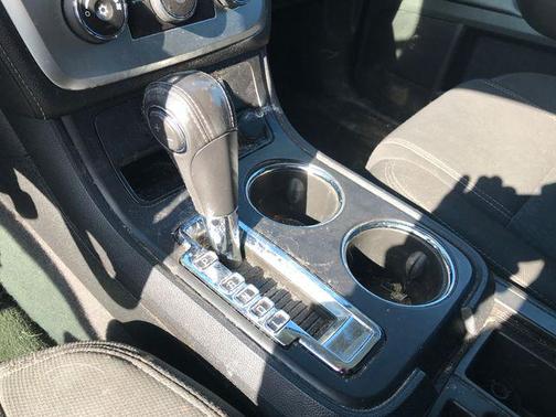 2015 GMC Acadia SLE-2