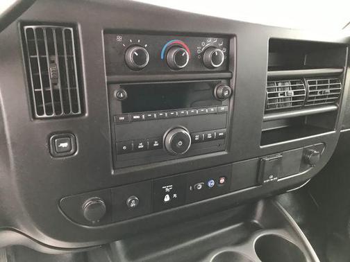 2024 GMC Savana 2500 Work Van