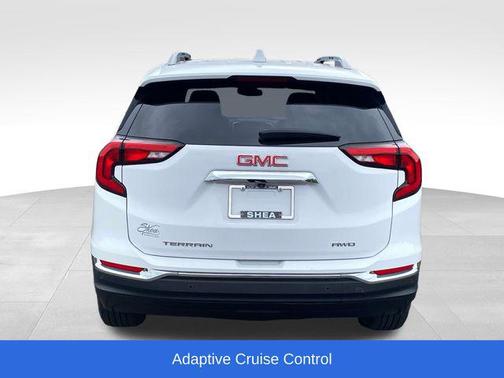 Summit White 2021 GMC Terrain SLT