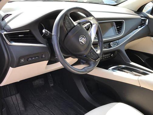 2022 Buick Enclave AWD Avenir