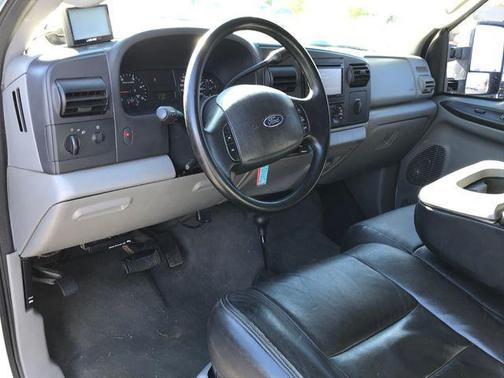2005 Ford F-350 XLT Crew Cab Super Duty