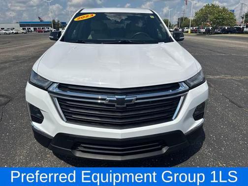 2023 Chevrolet Traverse LS