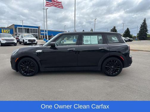 Midnight Black II 2023 MINI Clubman Cooper S
