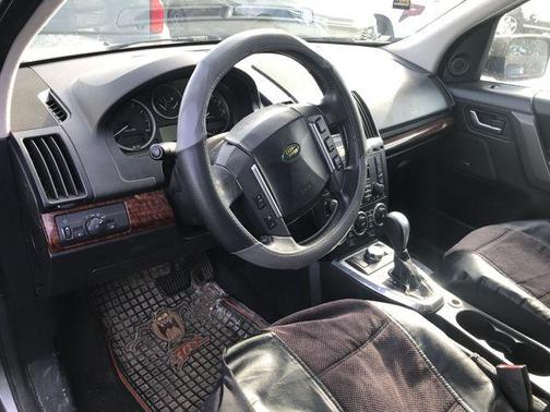 2008 Land Rover LR2 SE