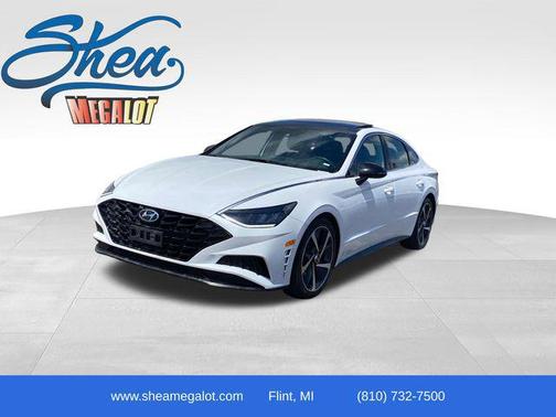Quartz White 2022 Hyundai SONATA SEL Plus