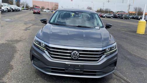 2022 Volkswagen Passat 2.0T Limited Edition