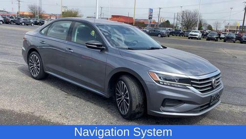 2022 Volkswagen Passat 2.0T Limited Edition