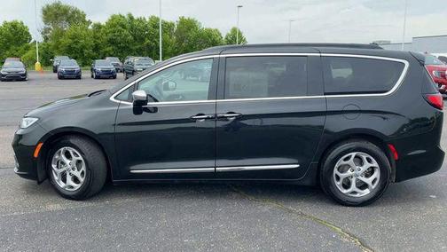 2023 Chrysler Pacifica Limited