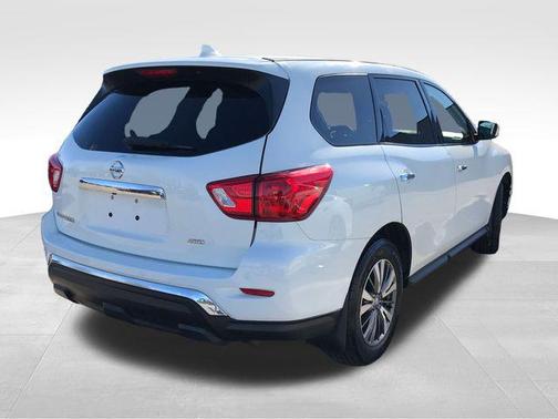 2020 Nissan Pathfinder S 4WD