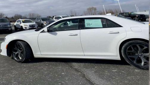 2022 Chrysler 300 Touring