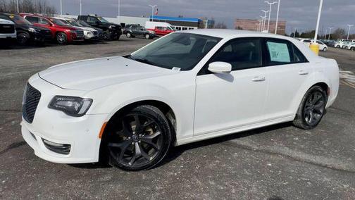 2022 Chrysler 300 Touring