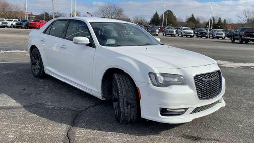 2022 Chrysler 300 Touring