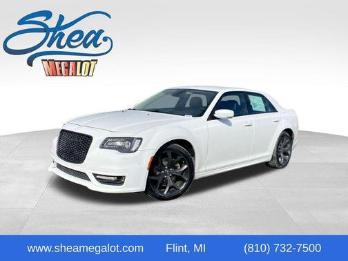 2022 Chrysler 300 Touring