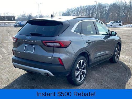 2023 Ford Escape Platinum