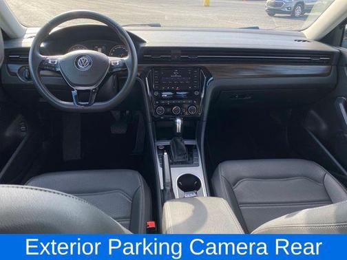 2022 Volkswagen Passat 2.0T Limited Edition