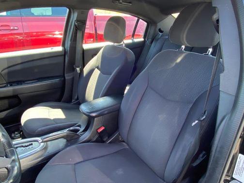 2012 Chrysler 200 Touring