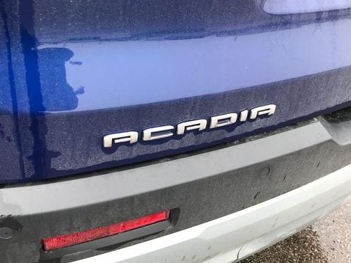 2023 GMC Acadia AWD SLE