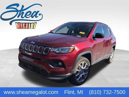 2022 Jeep Compass Latitude Lux
