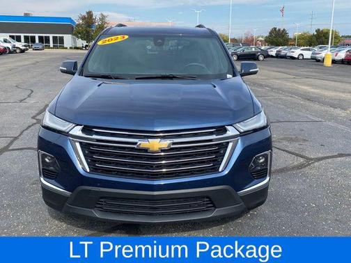 2023 Chevrolet Traverse LT Leather
